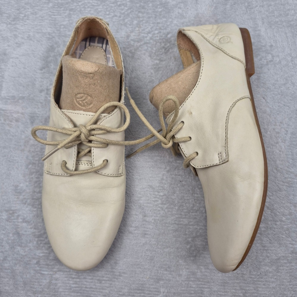 Born Leather Oxfords Cream Off-White Lace Up Flats B41501 Womens 6.5 Minimalist